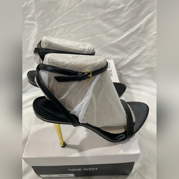 Nine West Black Strappy Heels - Picture 4 of 4
